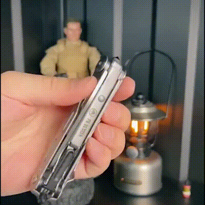 Adventure Shield: Compact Toolkit