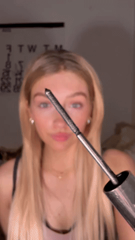 Valentina Blaire Iron Wand Mascara