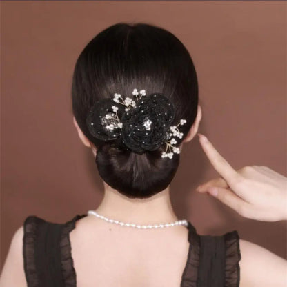 Floral Snap Bun™